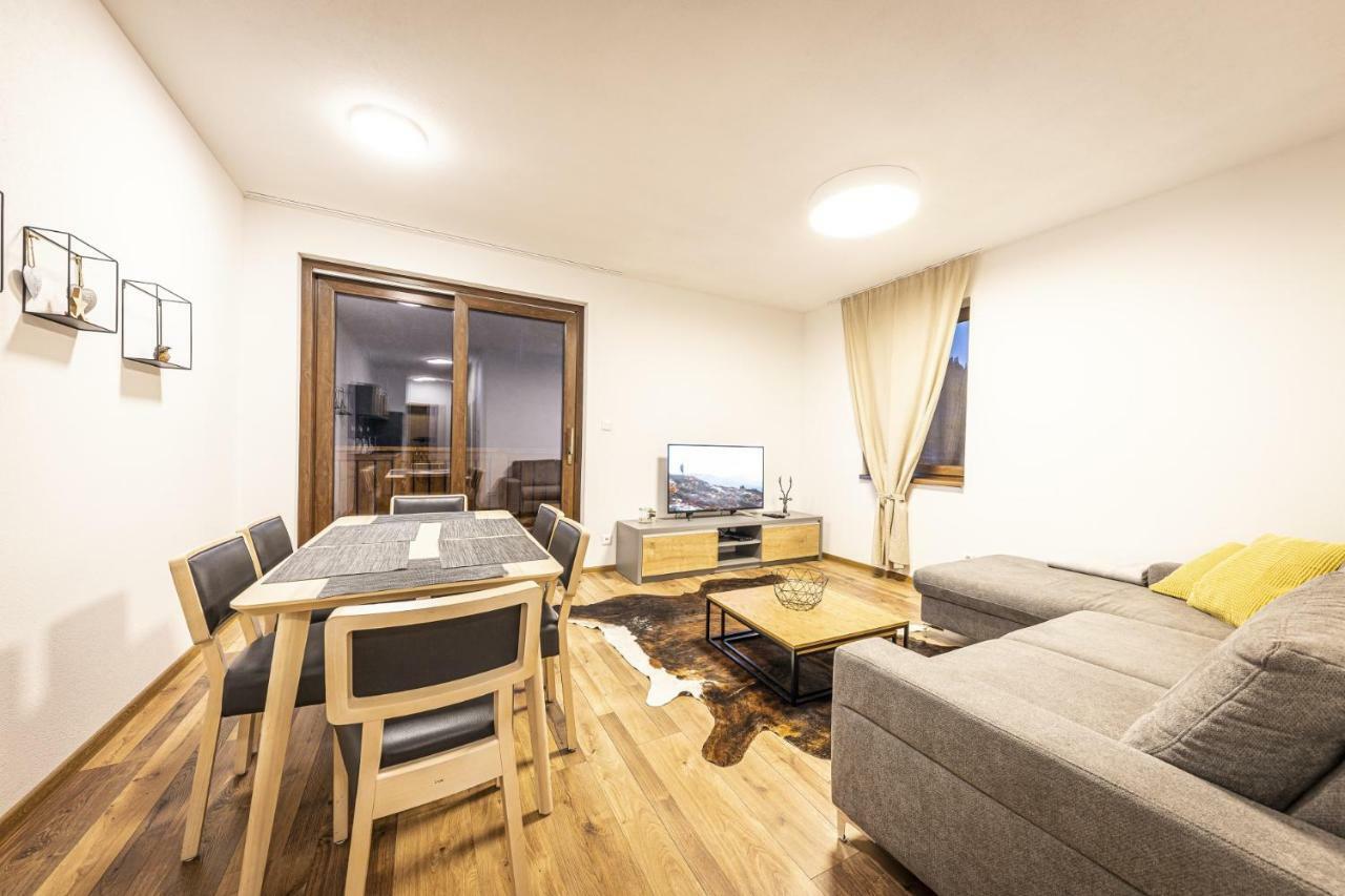 Apartmanovy Dom Poludnica - Chopok Juh تالي المظهر الخارجي الصورة